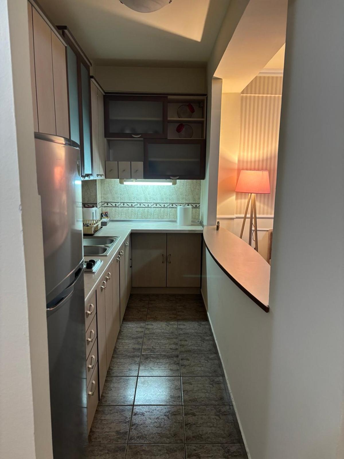 Lovely Square Apartment Purple Velvet สโกเปีย ห้อง รูปภาพ