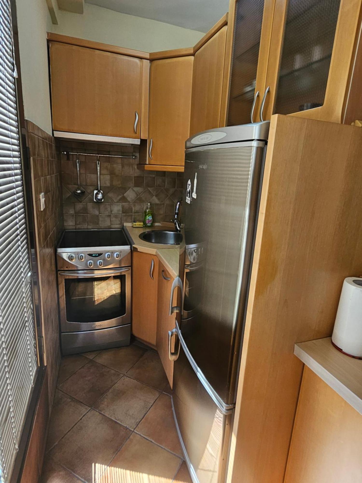 Lovely Square Apartment Purple Velvet สโกเปีย ห้อง รูปภาพ